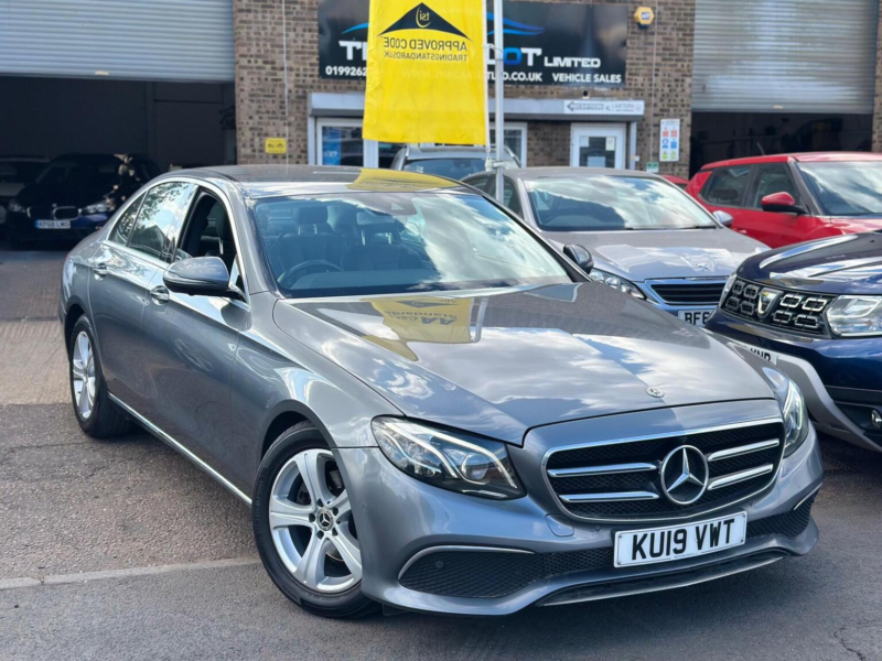 2019 Mercedes-Benz E Class 2.0 E220d Se G-Tronic+ Euro 6 (s/s) 4dr in Grey — image 1