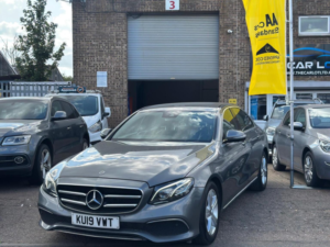 2019 Mercedes-Benz E Class 2.0 E220d Se G-Tronic+ Euro 6 (s/s) 4dr in Grey — image 2