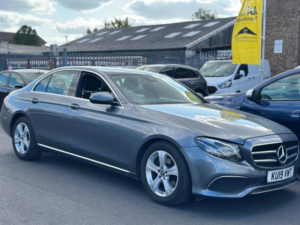 2019 Mercedes-Benz E Class 2.0 E220d Se G-Tronic+ Euro 6 (s/s) 4dr in Grey — image 3