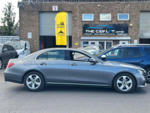 2019 Mercedes-Benz E Class 2.0 E220d Se G-Tronic+ Euro 6 (s/s) 4dr in Grey — image 6