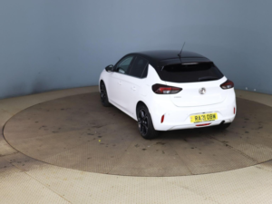 2021 Vauxhall Corsa 1.2 Griffin Edition Euro 6 5dr in White — image 3