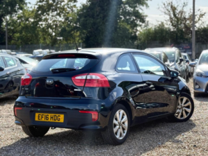 2016 Kia Rio 1.4 Ecodynamics 2 Euro 6 (s/s) 3dr in Black — image 3