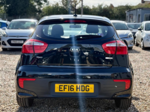 2016 Kia Rio 1.4 Ecodynamics 2 Euro 6 (s/s) 3dr in Black — image 5