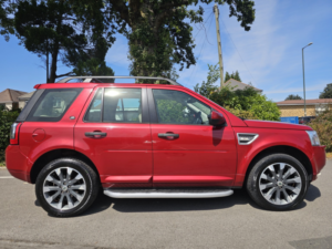 2012 Land Rover Freelander 2 2.2 Sd4 Hse in Red — image 5