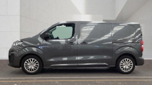 2023 Vauxhall Vivaro 1.5 Turbo D 2700 Pro L1 H1 Euro 6 (s/s) 6dr in Grey — image 2