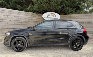 2017 Mercedes-Benz Gla 2.1 Gla200d Amg Line in Black — image 2