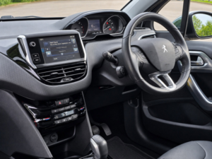 2016 Peugeot 2008 1.6 Bluehdi Allure SUV 5dr Diesel Manual Euro 6 (s/s) (100 Ps) in Black — image 2