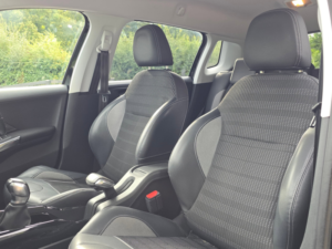 2016 Peugeot 2008 1.6 Bluehdi Allure SUV 5dr Diesel Manual Euro 6 (s/s) (100 Ps) in Black — image 3