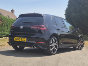 2019 Volkswagen Golf 2.0 Tsi Gti Performance in Black — image 2