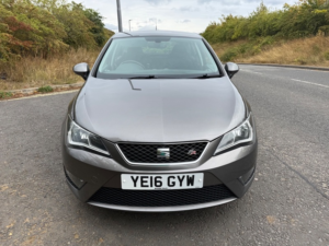 2016 SEAT Ibiza Tsi Fr Technology in Grey — image 3