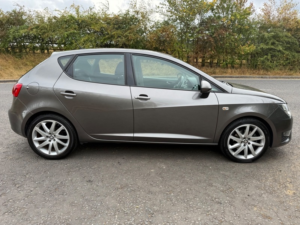 2016 SEAT Ibiza Tsi Fr Technology in Grey — image 6