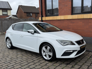 2019 SEAT Leon 1.5 Tsi Evo Fr in White — image 3