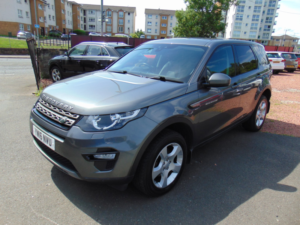 2016 Land Rover Discovery Sport 2.0 Td4 Se Tech * Mot October 2027 * 6 Service Stamps * Finance Available * Free 6 Mionths Warranty in Grey — image 6
