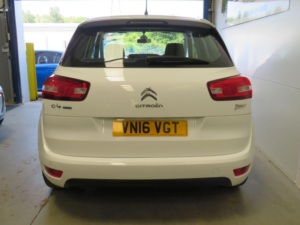 2016 Citroen C4 Picasso 1.6 Bluehdi Exclusive Euro 6 (s/s) 5dr in White — image 5
