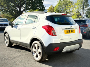 2015 Vauxhall Mokka 1.6 Cdti Ecoflex Exclusiv 2WD Euro 6 (s/s) 5dr in White — image 4