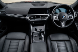 2019 BMW 3 Series 2.0 320d M Sport Saloon 4dr Diesel Auto Euro 6 (s/s) (190 Ps) in Black — image 2