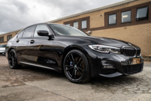 2019 BMW 3 Series 2.0 320d M Sport Saloon 4dr Diesel Auto Euro 6 (s/s) (190 Ps) in Black — image 6
