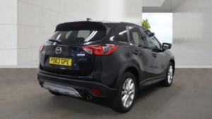 2013 Mazda Cx-5 2.2 Skyactiv-D Sport Nav in Black — image 4