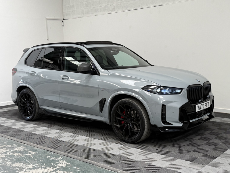 2023 BMW X5 3.0 X5 Xdrive30d M Sport in Grey — image 1