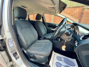 2012 Ford Fiesta 1.25 Zetec 5dr in Silver — image 6