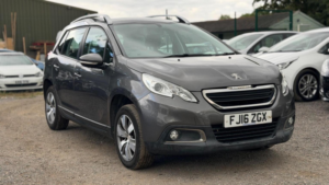 2016 Peugeot 2008 1.2 Puretech Active Euro 6 5dr in Grey — image 5