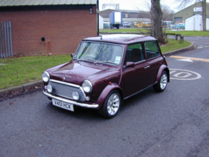1999 Rover MINI Ref 8120 - Rover MINI Classic Cooper 1.3 40th Anniversary Ltd Ed 1 Of 250 Rhd – Uk Car in Red — image 6