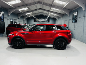 2017 Land Rover Range Rover Evoque 2.0 Td4 Hse Dynamic Lux in Red — image 6