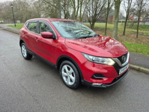 2018 Nissan Qashqai 1.5 Dci Acenta Premium SUV 5dr Diesel Manual Euro 6 (s/s) (115 Ps) in Red — image 2