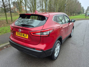 2018 Nissan Qashqai 1.5 Dci Acenta Premium SUV 5dr Diesel Manual Euro 6 (s/s) (115 Ps) in Red — image 6