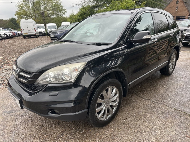 2011 Honda Cr-V 2.0 I-Vtec Es in Black — image 1