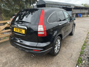 2011 Honda Cr-V 2.0 I-Vtec Es in Black — image 4