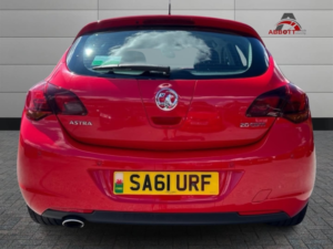 2011 Vauxhall Astra 2.0 Cdti Ecoflex Sri in Red — image 6