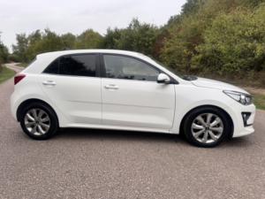 2022 Kia Rio 1.0 T-Gdi Mhev 3 in White — image 6