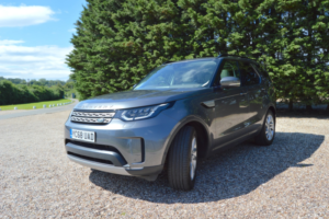 2018 Land Rover Discovery 3.0 Sd V6 Hse in Grey — image 5