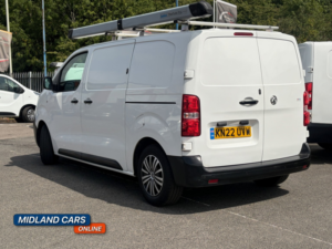 2022 Vauxhall Vivaro 1.5 Turbo D 2700 Dynamic in White — image 6