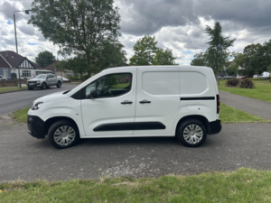 2021 Citroen Berlingo 1.5 Bluehdi 650 Enterprise M Pro in White — image 5