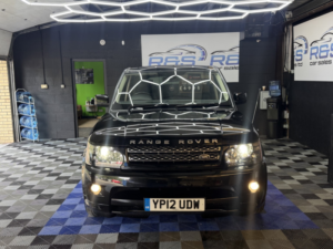 2012 Land Rover Range Rover Sport 3.0 Sd V6 Hse in Black — image 2