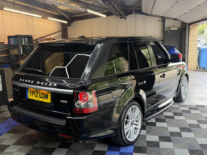 2012 Land Rover Range Rover Sport 3.0 Sd V6 Hse in Black — image 4