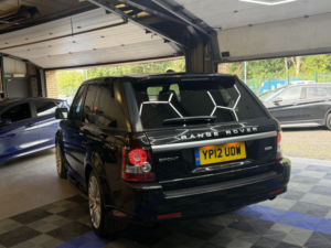 2012 Land Rover Range Rover Sport 3.0 Sd V6 Hse in Black — image 6