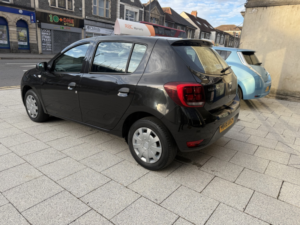 2018 Dacia Sandero 0.9 Ambiance Tce 90 in Black — image 4
