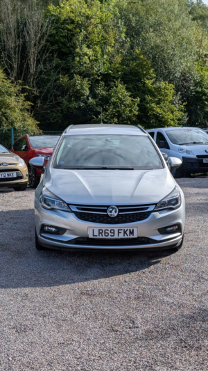 2019 Vauxhall Astra 1.0 I Turbo Ecotec Design in Silver — image 3
