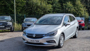 2019 Vauxhall Astra 1.0 I Turbo Ecotec Design in Silver — image 4