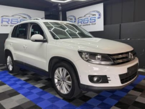 2016 Volkswagen Tiguan 2.0 Tdi Bluemotion Tech Match Edition in White — image 6