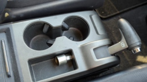 2011 Honda Cr-V 2.0 I-Vtec Se in Bronze — image 4