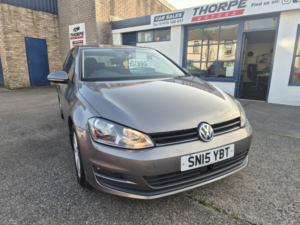 2015 Volkswagen Golf 1.4 Tsi Bluemotion Tech Match in Grey — image 3