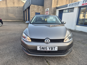2015 Volkswagen Golf 1.4 Tsi Bluemotion Tech Match in Grey — image 4