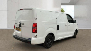 2019 Vauxhall Vivaro 1.5 Turbo D 2900 Sportive L2 H1 Euro 6 (s/s) 5dr in White — image 5