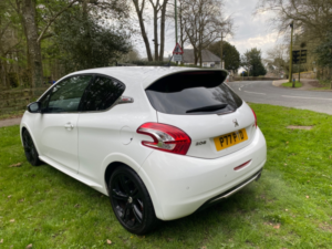 2013 Peugeot 208 Thp Gti in White — image 6
