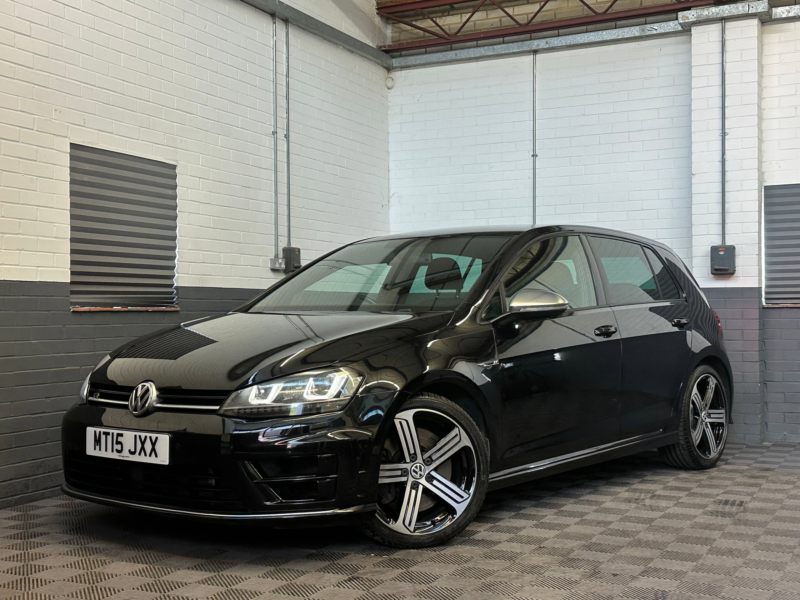 2015 Volkswagen Golf 2.0 Tsi Bluemotion Tech R Hatchback 5dr Petrol DSG 4motion Euro 6 (s/s) (300 Ps) in Black — image 1