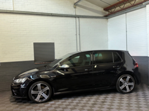 2015 Volkswagen Golf 2.0 Tsi Bluemotion Tech R Hatchback 5dr Petrol DSG 4motion Euro 6 (s/s) (300 Ps) in Black — image 2
